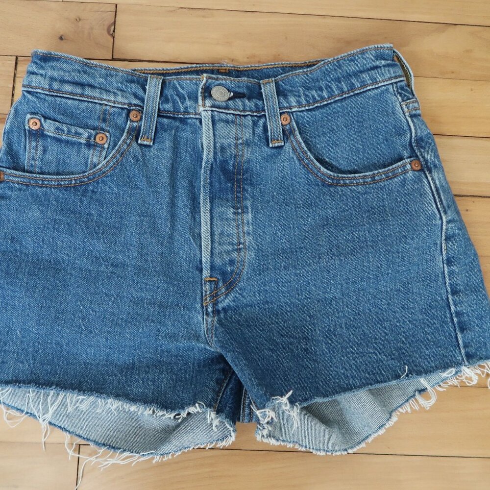 Levi's 501 Original Women's Shorts - Picture 6 of 8